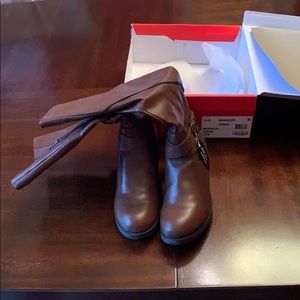 Women’s tall Brown Boots Size 7.5